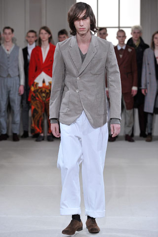 Alexander McQueen / - 2011